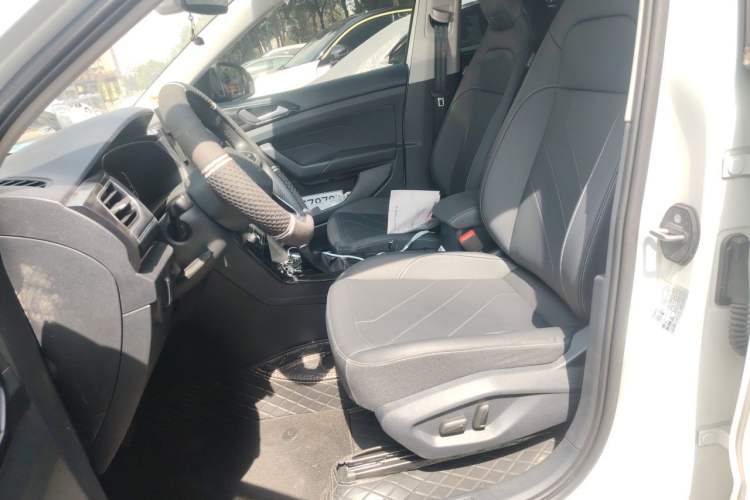 Used Volkswagen Tharu 2026 Model Xinrui 300TSI Ruixiang Edition Left Front Seat