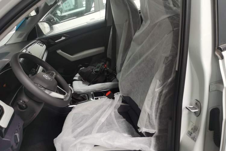 Used Volkswagen Tharu 2026 Model Xinrui 1.5L Ruiyi Edition Left Front Seat