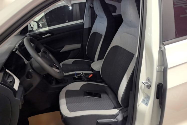 Used Volkswagen Tharu 2026 Model Xinrui 1.5L Rujin Edition Left Front Seat