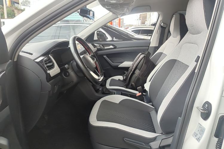 Used Volkswagen Tharu 2026 Model Xinrui 1.5L Rujin Edition Left Front Seat