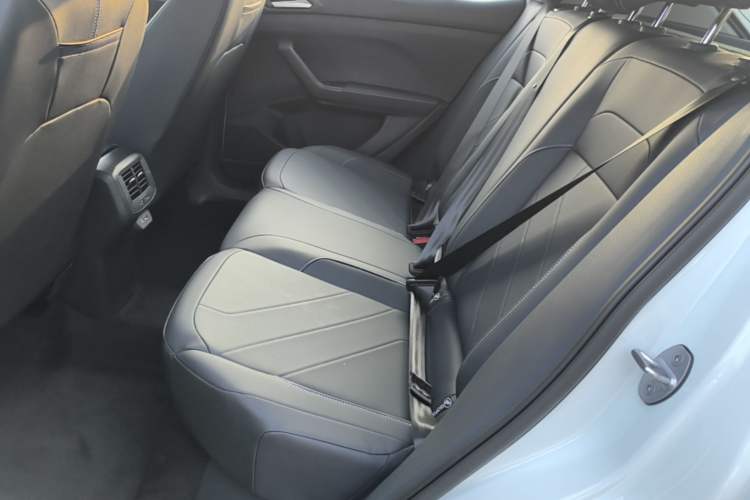 Used Volkswagen Tharu 2026 Model Xinrui 300TSI Ruixiang Edition Left Rear Seat