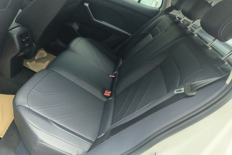 Used Volkswagen Tharu 2026 Model Xinrui 300TSI Ruixiang Edition Left Rear Seat