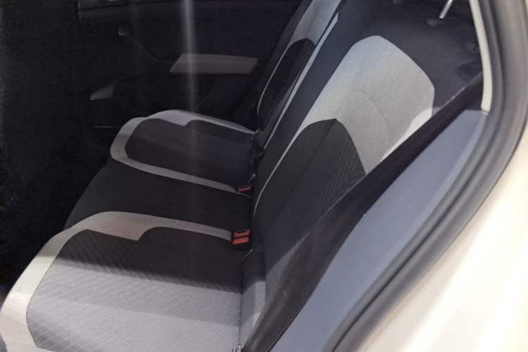 Used Volkswagen Tharu 2026 Model Xinrui 1.5L Rujin Edition Left Rear Seat