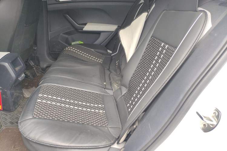 Used Volkswagen Tharu 2026 Model Xinrui 1.5L Rujin Edition Left Rear Seat
