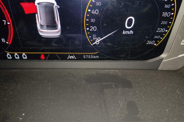 Used Volkswagen Tharu 2026 Model Xinrui 300TSI Ruixiang Edition Odometer Close Up
