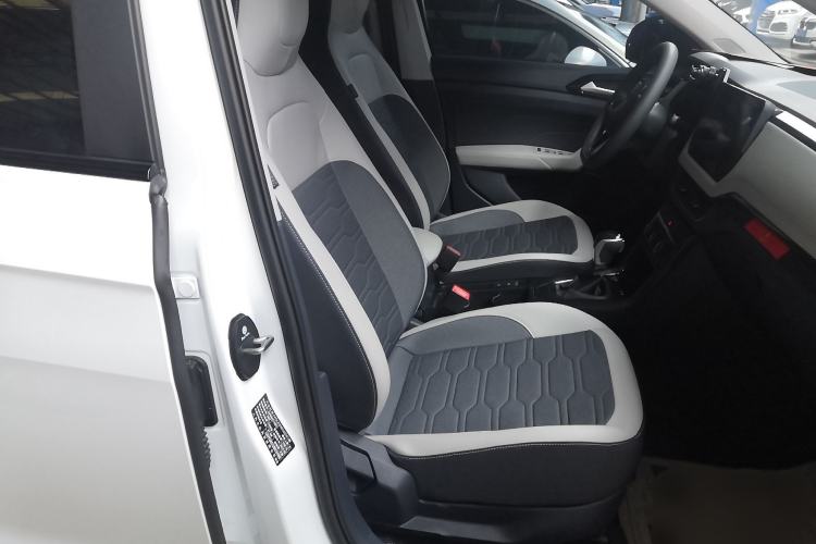 Used Volkswagen Tharu 2026 Model Xinrui 1.5L Ruiyi Edition Right Front Seat