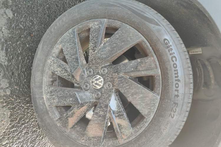 Used Volkswagen Tharu 2026 Model Xinrui 1.5L Ruiyi Edition Right Front Wheel Hub