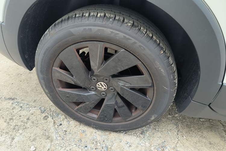 Used Volkswagen Tharu 2026 Model Xinrui 300TSI Ruixiang Edition Right Rear Wheel Hub