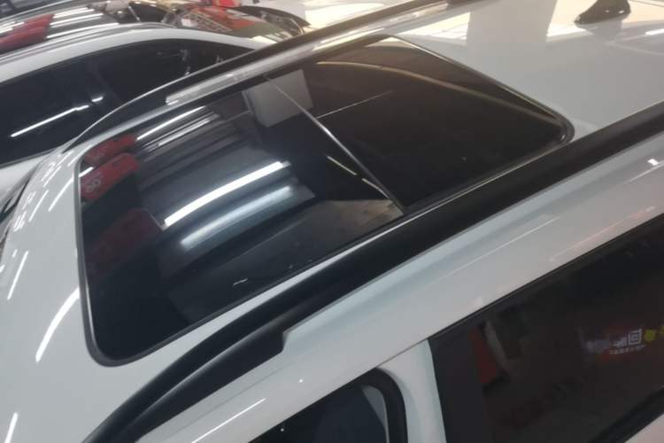 Used Volkswagen Tharu 2026 Model Xinrui 300TSI Ruiyi Edition Roof