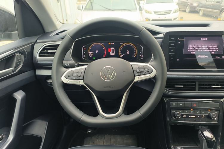 Used Volkswagen Tharu 2026 Model Xinrui 300TSI Ruixiang Edition Steering Wheel