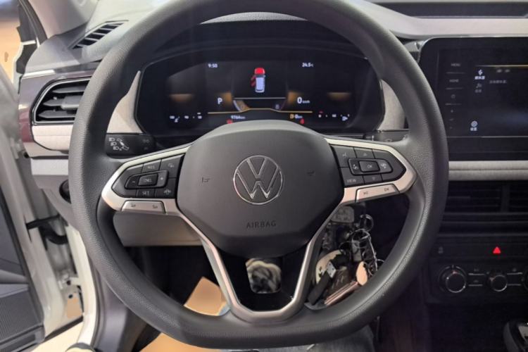 Used Volkswagen Tharu 2026 Model Xinrui 1.5L Rujin Edition Steering Wheel