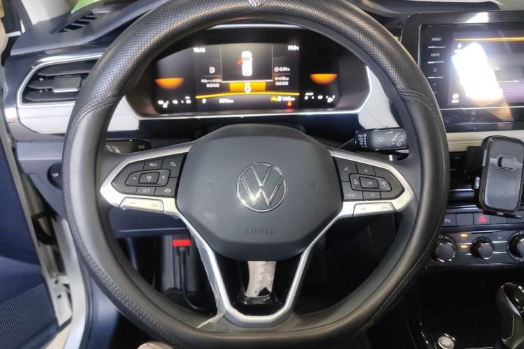 Used Volkswagen Tharu 2026 Model Xinrui 300TSI Ruiyi Edition Steering Wheel