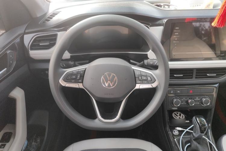 Used Volkswagen Tharu 2026 Model Xinrui 1.5L Ruiyi Edition Steering Wheel