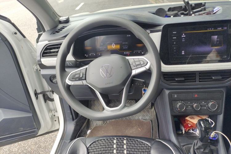 Used Volkswagen Tharu 2026 Model Xinrui 1.5L Rujin Edition Steering Wheel