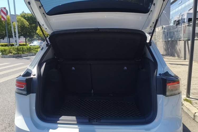 Used Volkswagen Tharu 2026 Model Xinrui 1.5L Ruiyi Edition Trunk