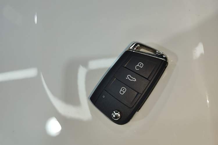 Used Volkswagen Tharu 2026 Model Xinrui 1.5L Ruiyi Edition Vehicle Key