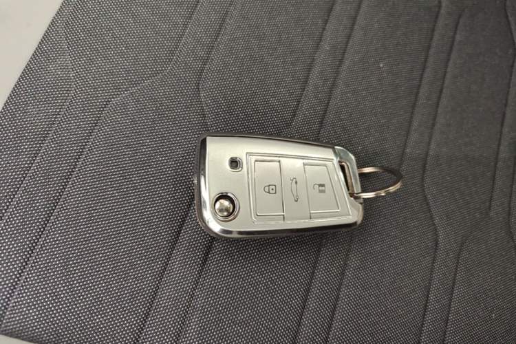 Used Volkswagen Tharu 2026 Model Xinrui 1.5L Ruiyi Edition Vehicle Key