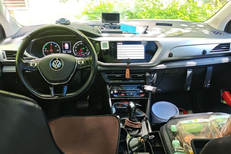 Used Volkswagen Tharu New Energy 2021 Panoramic Deluxe Edition Center Console