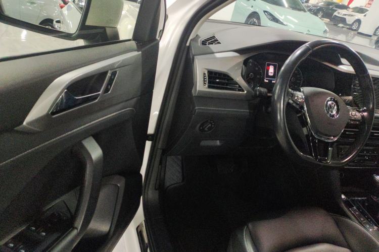 Used Volkswagen Tharu New Energy 2021 Panoramic Deluxe Edition Driver Seat