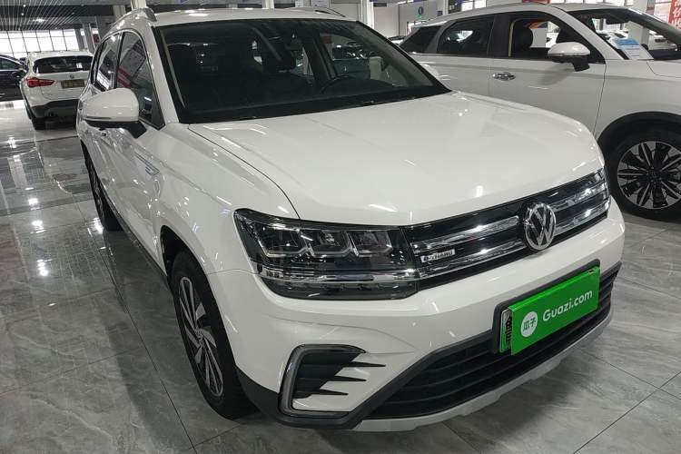 Used Volkswagen Tharu New Energy 2021 Panoramic Deluxe Edition Front Right 45 Deg