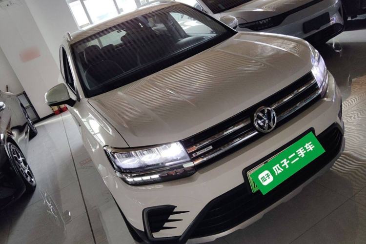 Used Volkswagen Tharu New Energy 2021 Panoramic Deluxe Edition Front Right 45 Deg