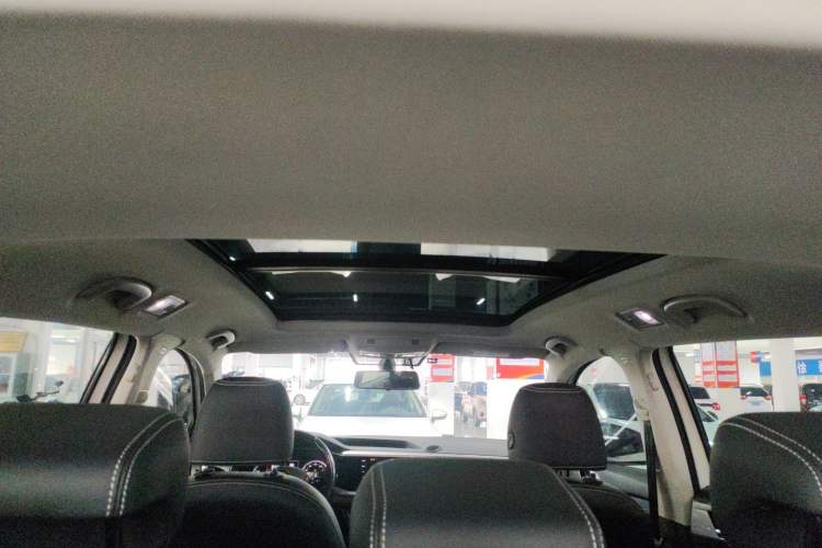 Used Volkswagen Tharu New Energy 2021 Panoramic Deluxe Edition Headliner