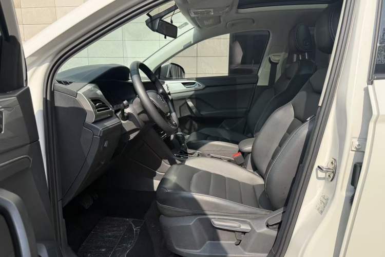 Used Volkswagen Tharu New Energy 2021 Panoramic Deluxe Edition Interior 6