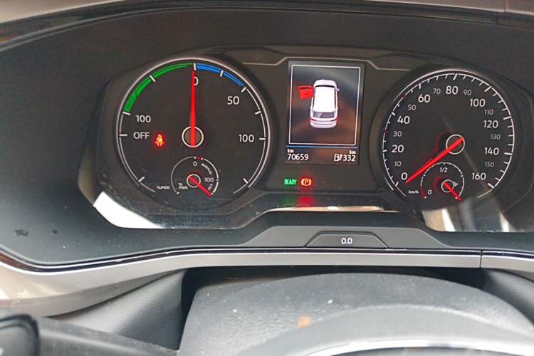 Used Volkswagen Tharu New Energy 2021 Panoramic Deluxe Edition Odometer Close Up