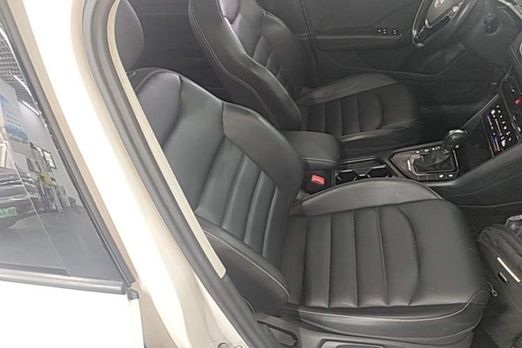 Used Volkswagen Tharu New Energy 2021 Panoramic Deluxe Edition Right Front Seat
