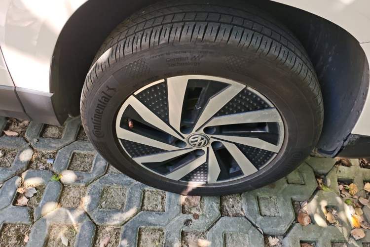 Used Volkswagen Tharu New Energy 2021 Panoramic Deluxe Edition Right Front Wheel Hub