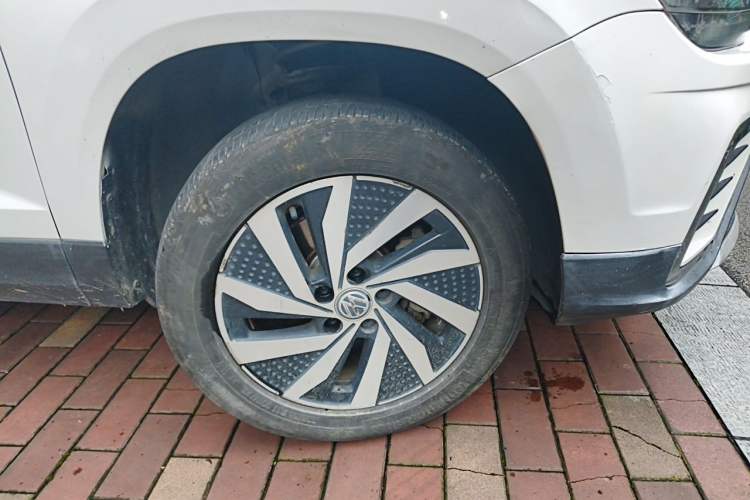 Used Volkswagen Tharu New Energy 2021 Panoramic Deluxe Edition Right Front Wheel Hub