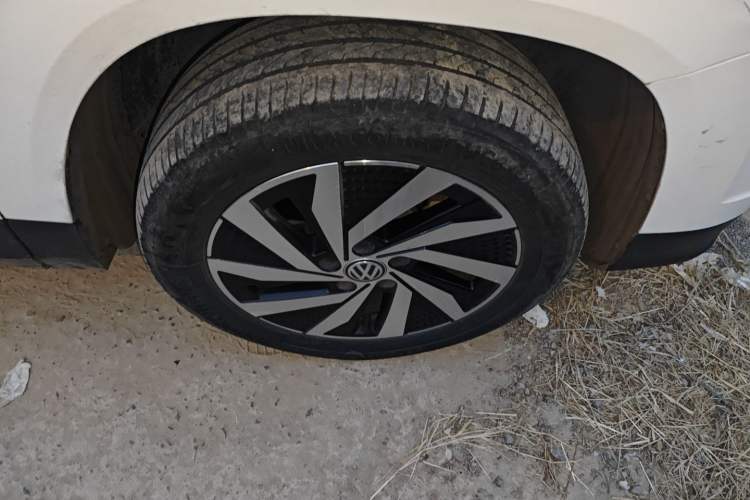 Used Volkswagen Tharu New Energy 2021 Panoramic Deluxe Edition Right Front Wheel Hub