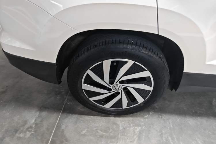 Used Volkswagen Tharu New Energy 2021 Panoramic Deluxe Edition Right Rear Wheel Hub