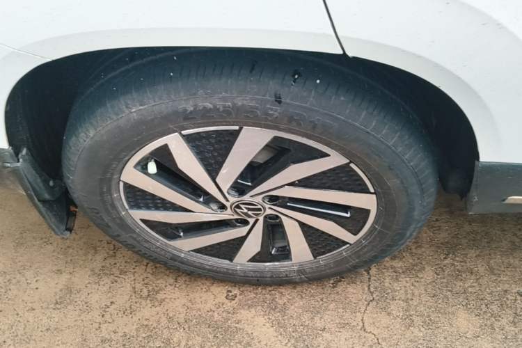 Used Volkswagen Tharu New Energy 2021 Panoramic Deluxe Edition Right Rear Wheel Hub