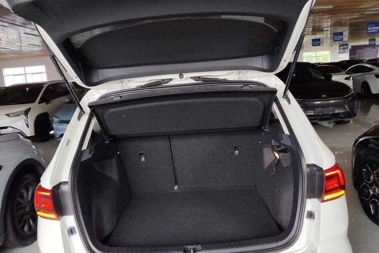Used Volkswagen Tharu New Energy 2021 Panoramic Deluxe Edition Trunk