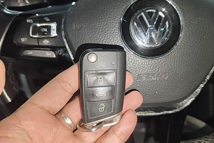 Used Volkswagen Tharu New Energy 2021 Panoramic Deluxe Edition Vehicle Key