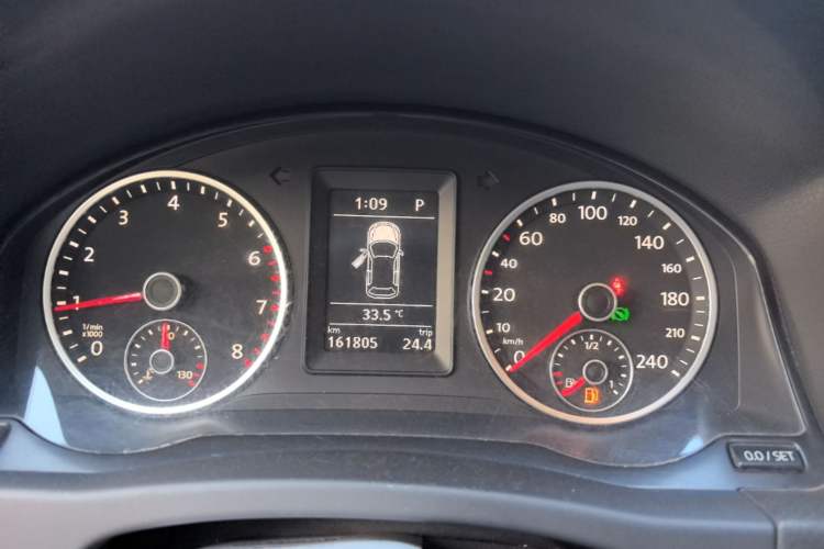 Used Volkswagen Tiguan 2009 2.0 TSI Luxury Edition Instrument Cluster
