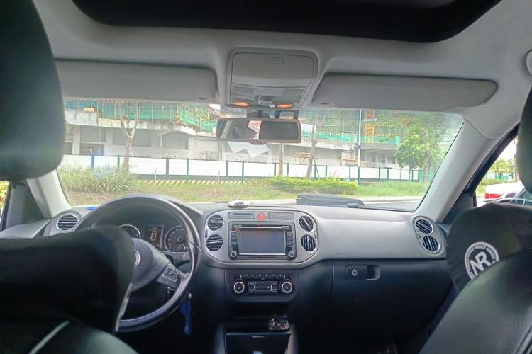 Used Volkswagen Tiguan 2009 2.0 TSI Comfort Edition Headliner