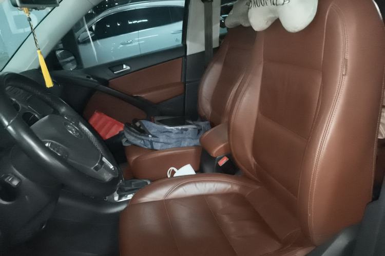 Used Volkswagen Tiguan 2009 2.0 TSI Comfort Edition Left Front Seat