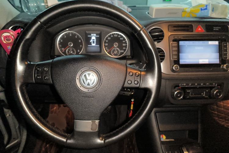 Used Volkswagen Tiguan 2009 2.0 TSI Luxury Edition Steering Wheel