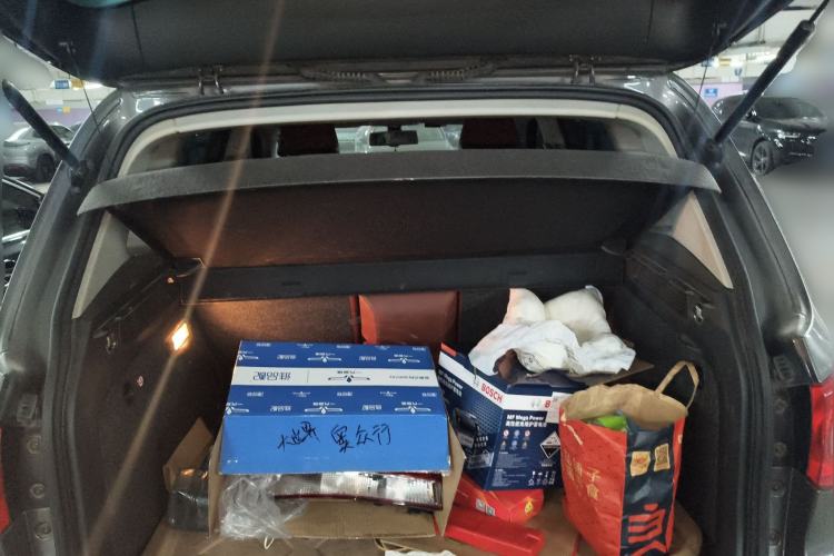 Used Volkswagen Tiguan 2009 2.0 TSI Comfort Edition Trunk