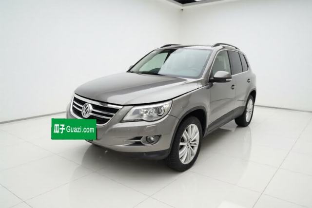 Volkswagen Tiguan 2009 2.0 TSI Luxury Edition с пробегом