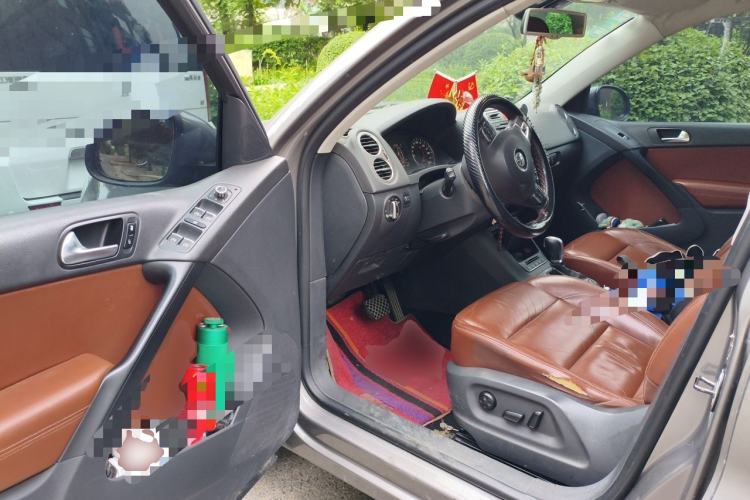 Used Volkswagen Tiguan 2009 2.0 TSI Luxury Edition Driver Seat
