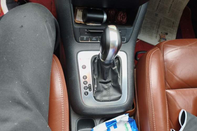Used Volkswagen Tiguan 2009 2.0 TSI Luxury Edition Gear Lever