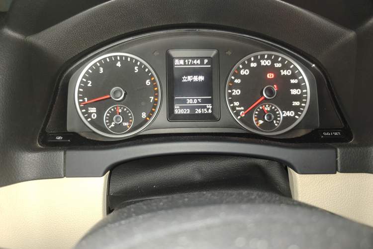 Used Volkswagen Tiguan 2009 2.0 TSI Luxury Edition Instrument Cluster