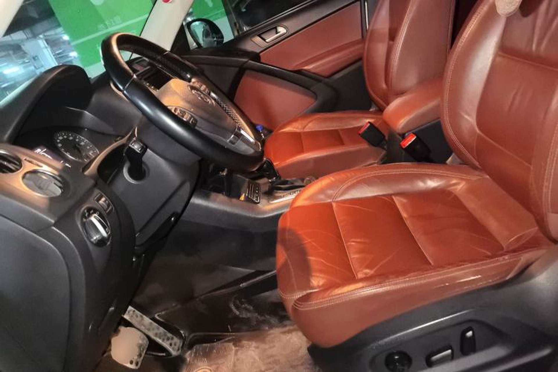 Used Volkswagen Tiguan 2009 2.0 TSI Comfort Edition Left Front Seat
