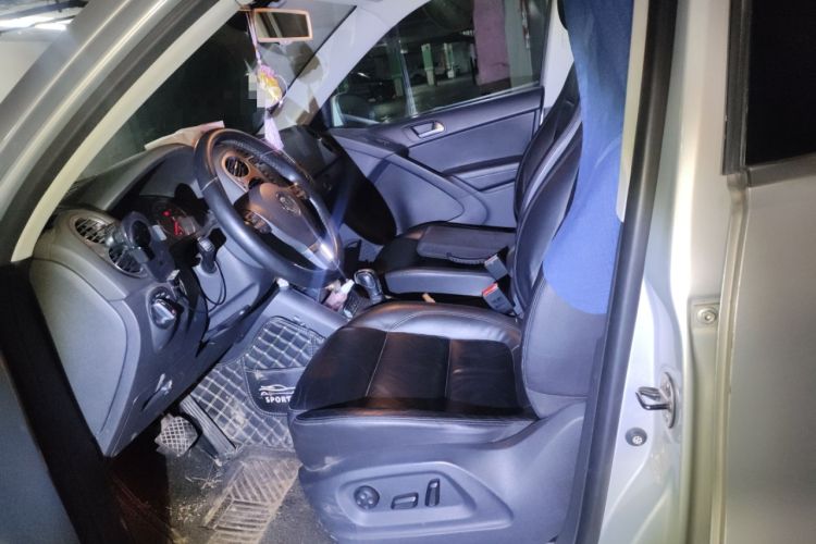 Used Volkswagen Tiguan 2009 2.0 TSI Comfort Edition Left Front Seat