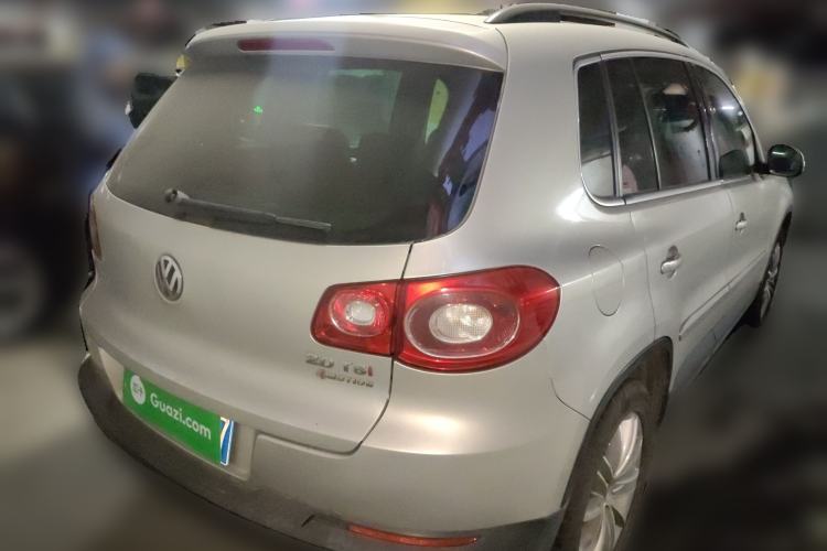Used Volkswagen Tiguan 2009 2.0 TSI Comfort Edition Rear Right 45 Deg