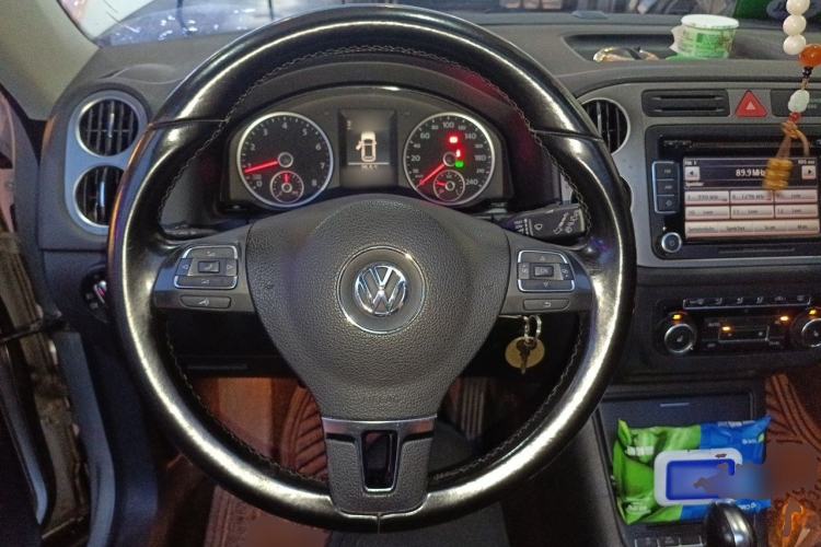 Used Volkswagen Tiguan 2009 2.0 TSI Comfort Edition Steering Wheel
