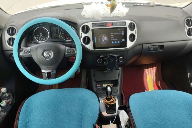 Used Volkswagen Tiguan 2009 2.0 TSI Luxury Edition Center Console
